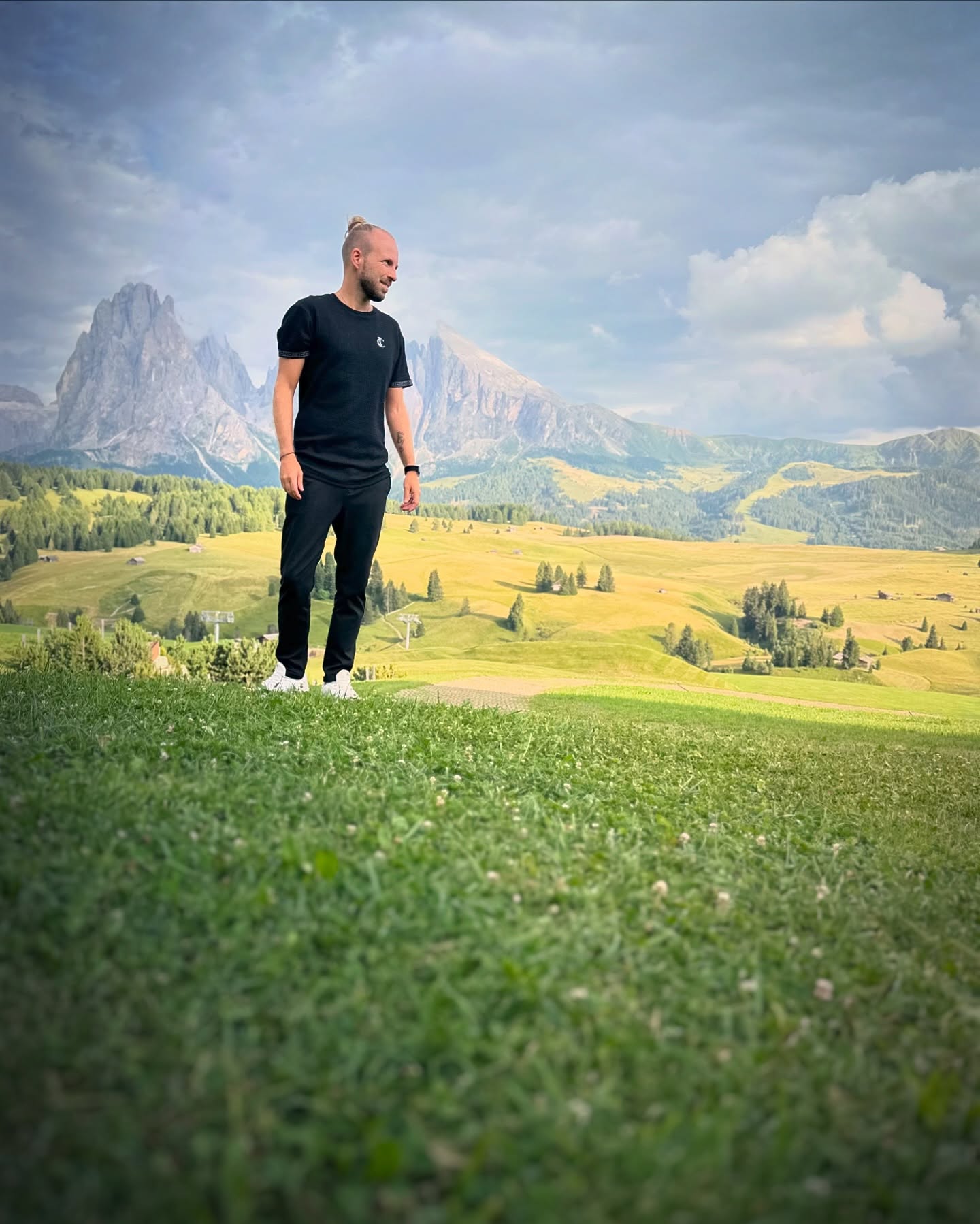 Panoramablick auf die Südtiroler Dolomiten